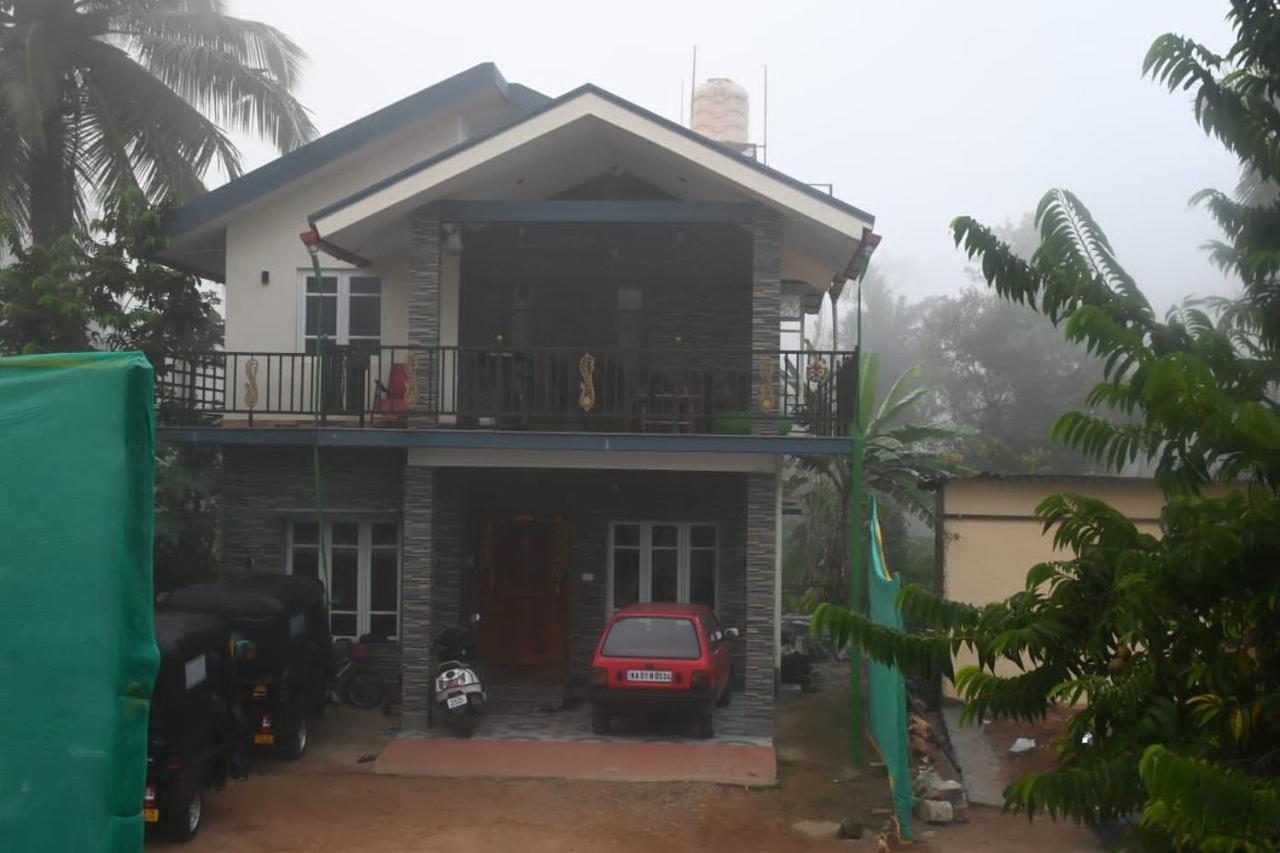 Halase Homestay Mudigere Екстериор снимка